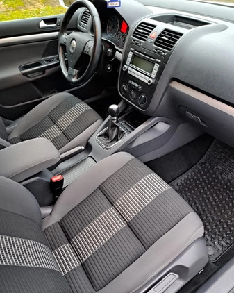 Volkswagen Golf cena 19000 przebieg: 200877, rok produkcji 2007 z Świebodzin małe 172